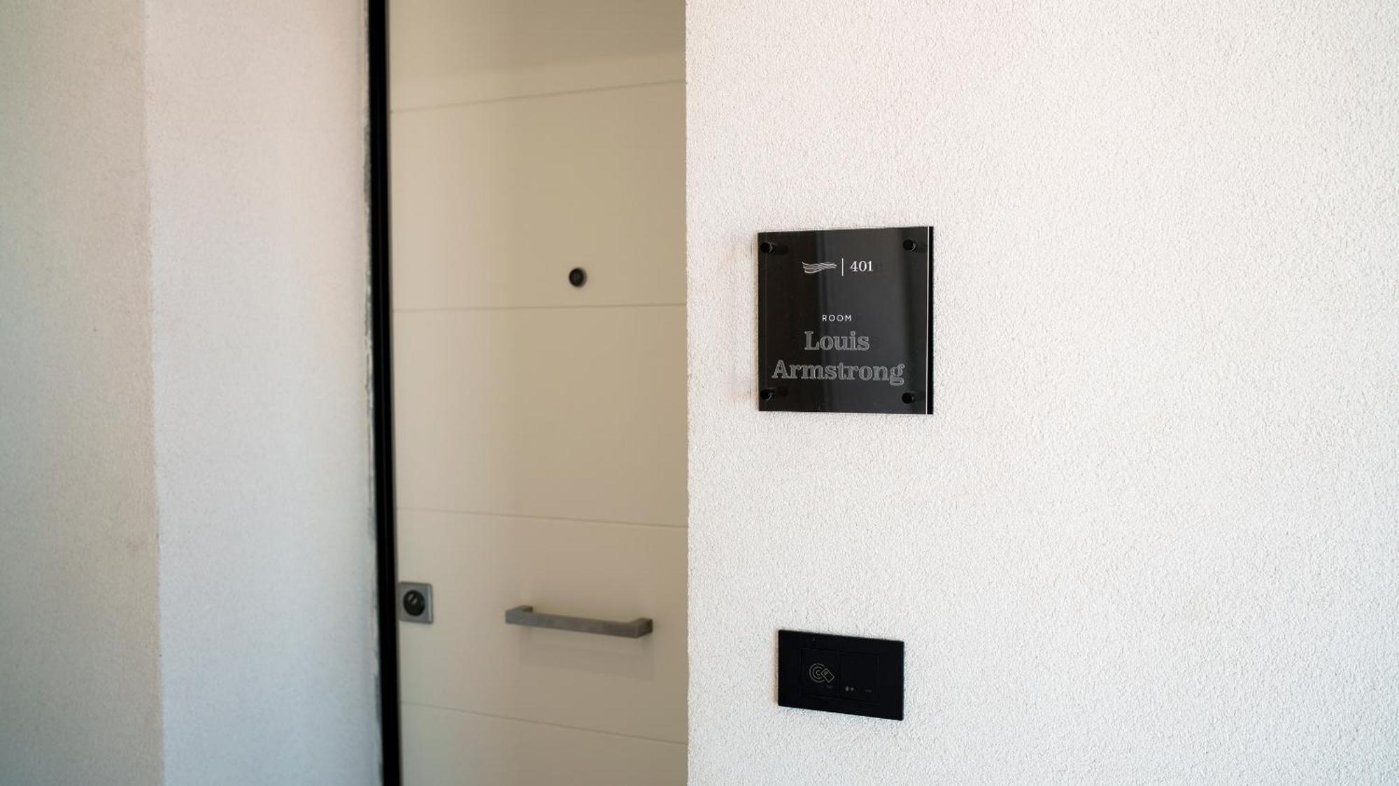 Welcomely - Affittacamere Seamphony Rooms Ольбия Экстерьер фото